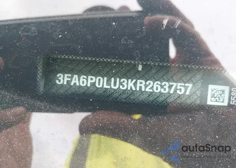 2019 Ford Fusion Hybrid Se z USA, uszkodzony, nr VIN 3FA6P0LU3KR263757